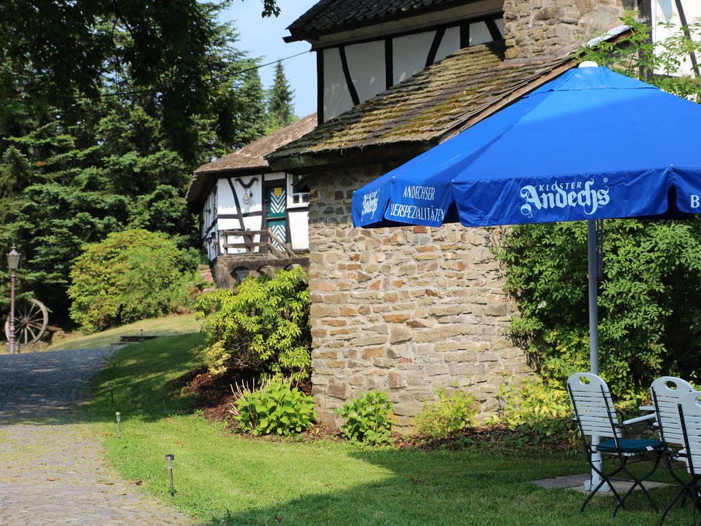 Hotel & Restaurant Gut Hungenbach Kürten Exteriör bild