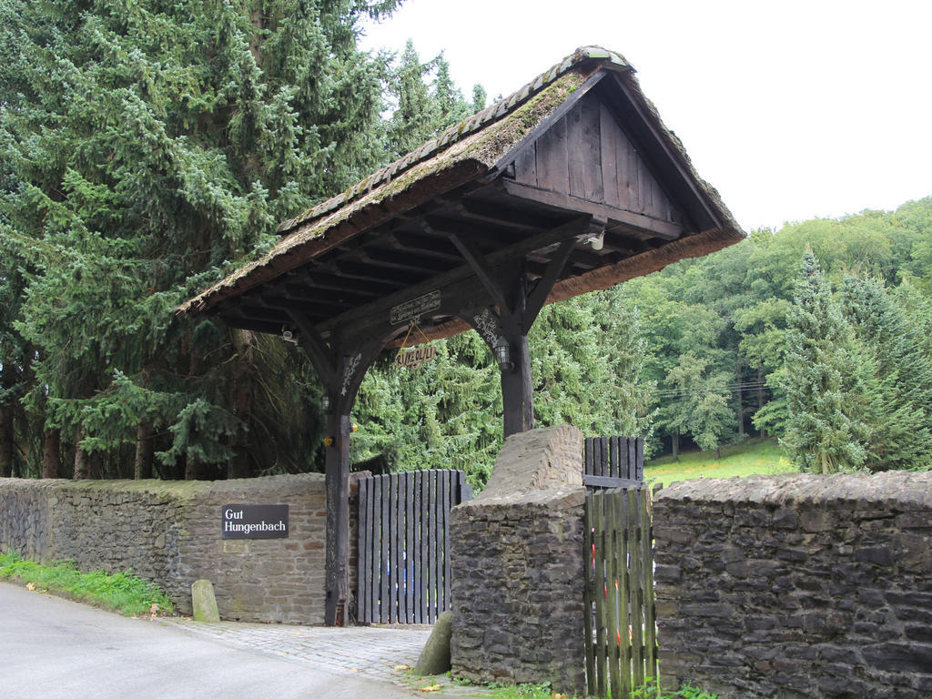 Hotel & Restaurant Gut Hungenbach Kürten Exteriör bild